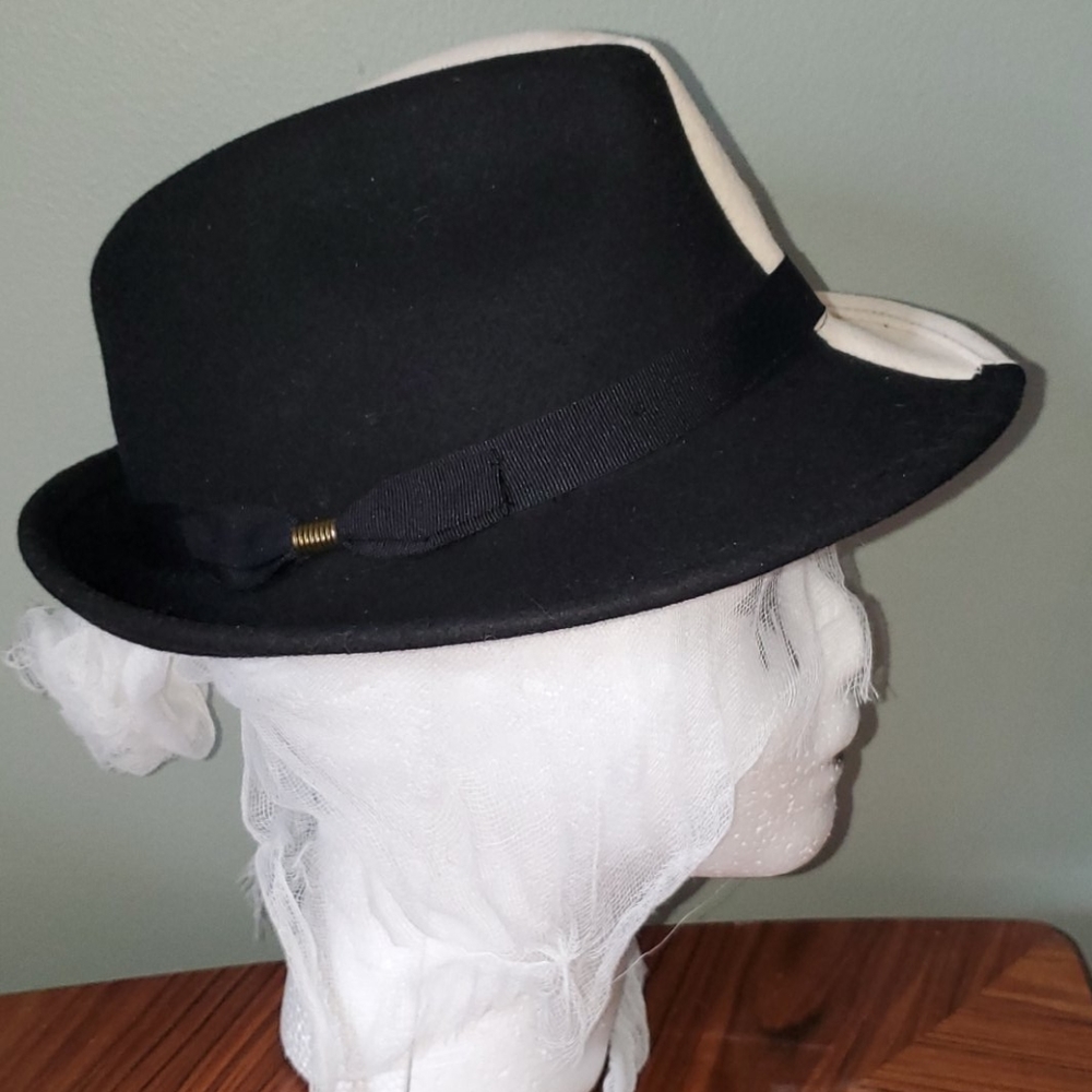 New Wool hat - Picture 4 of 6
